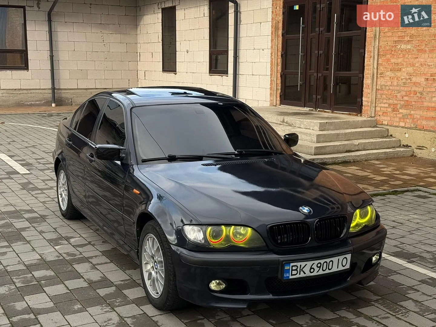 BMW 3 Series, 2004