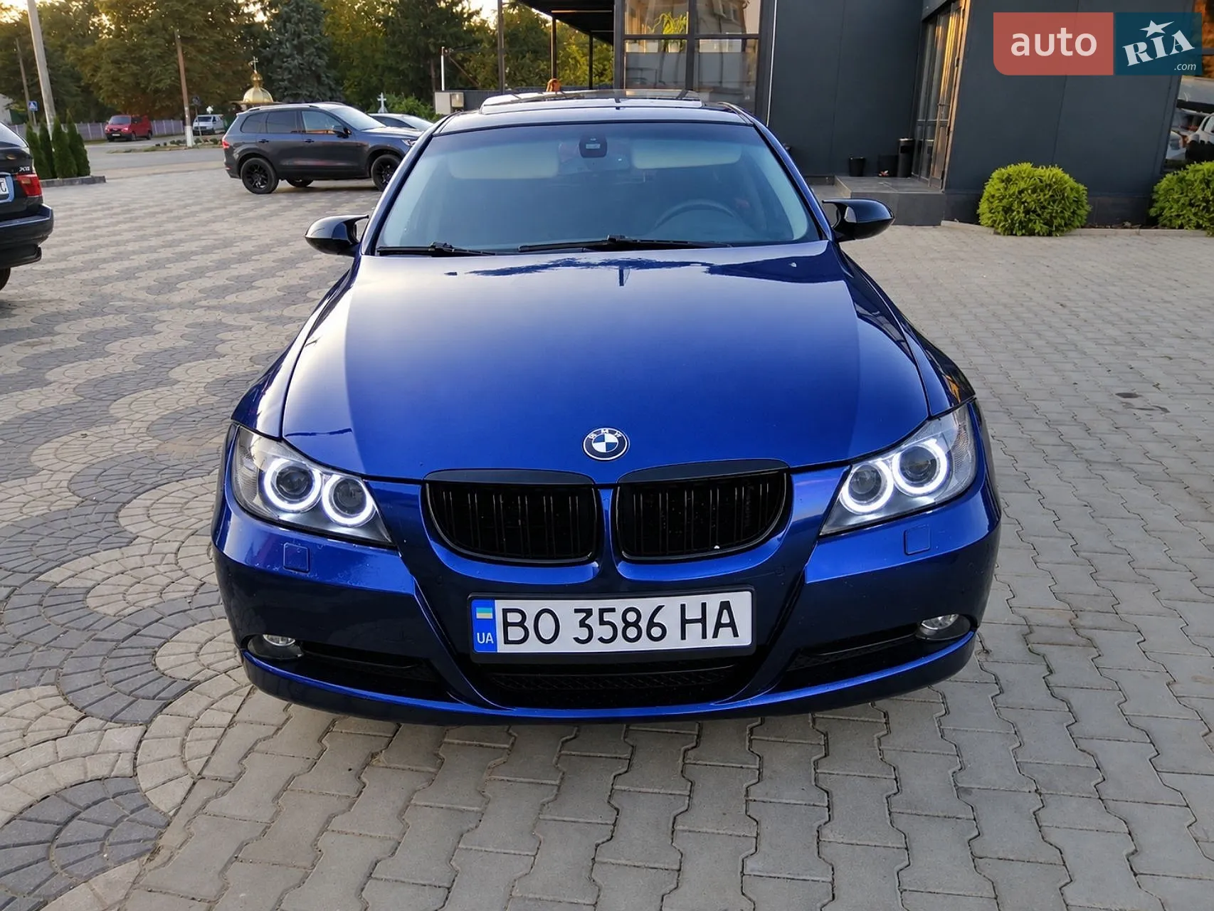 BMW 3 Series, 2005