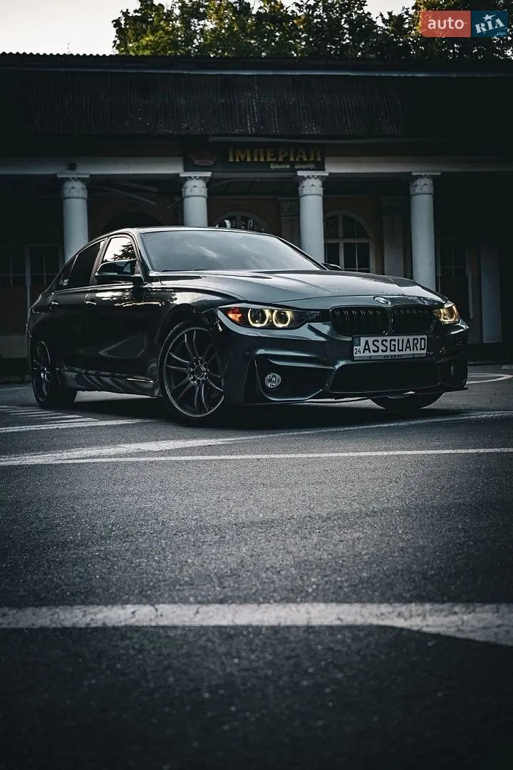 BMW 3 Series, 2012