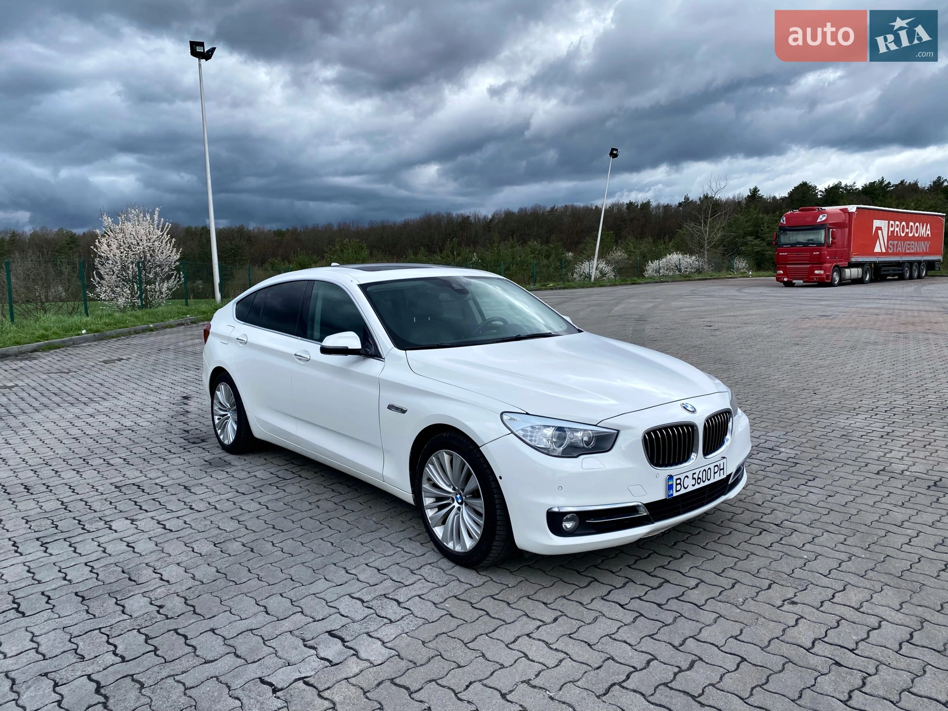 BMW 5 Series GT, 2013