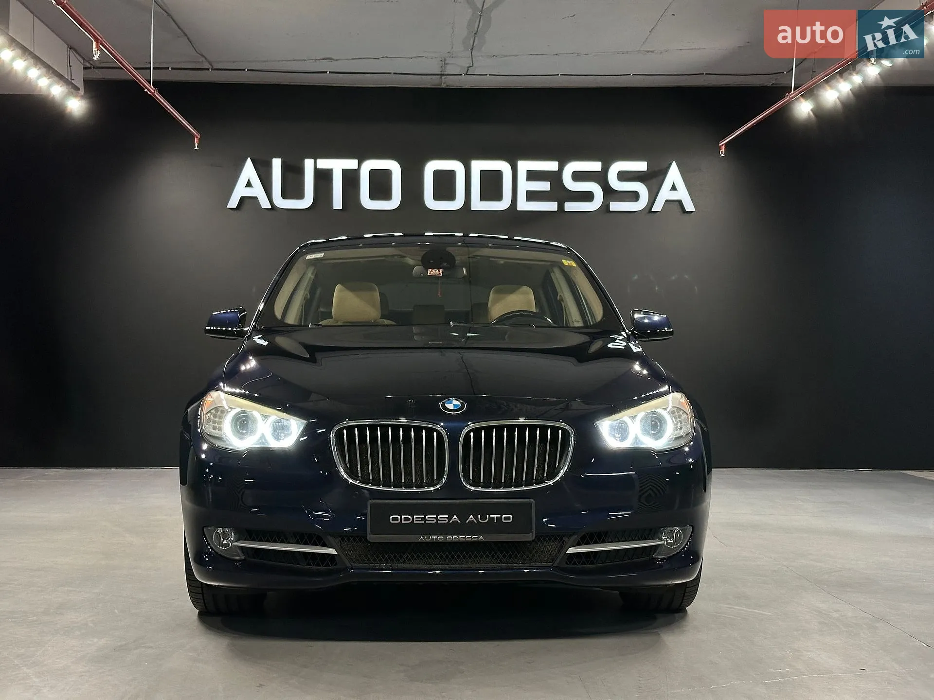 BMW 5 Series GT 2010 — 1