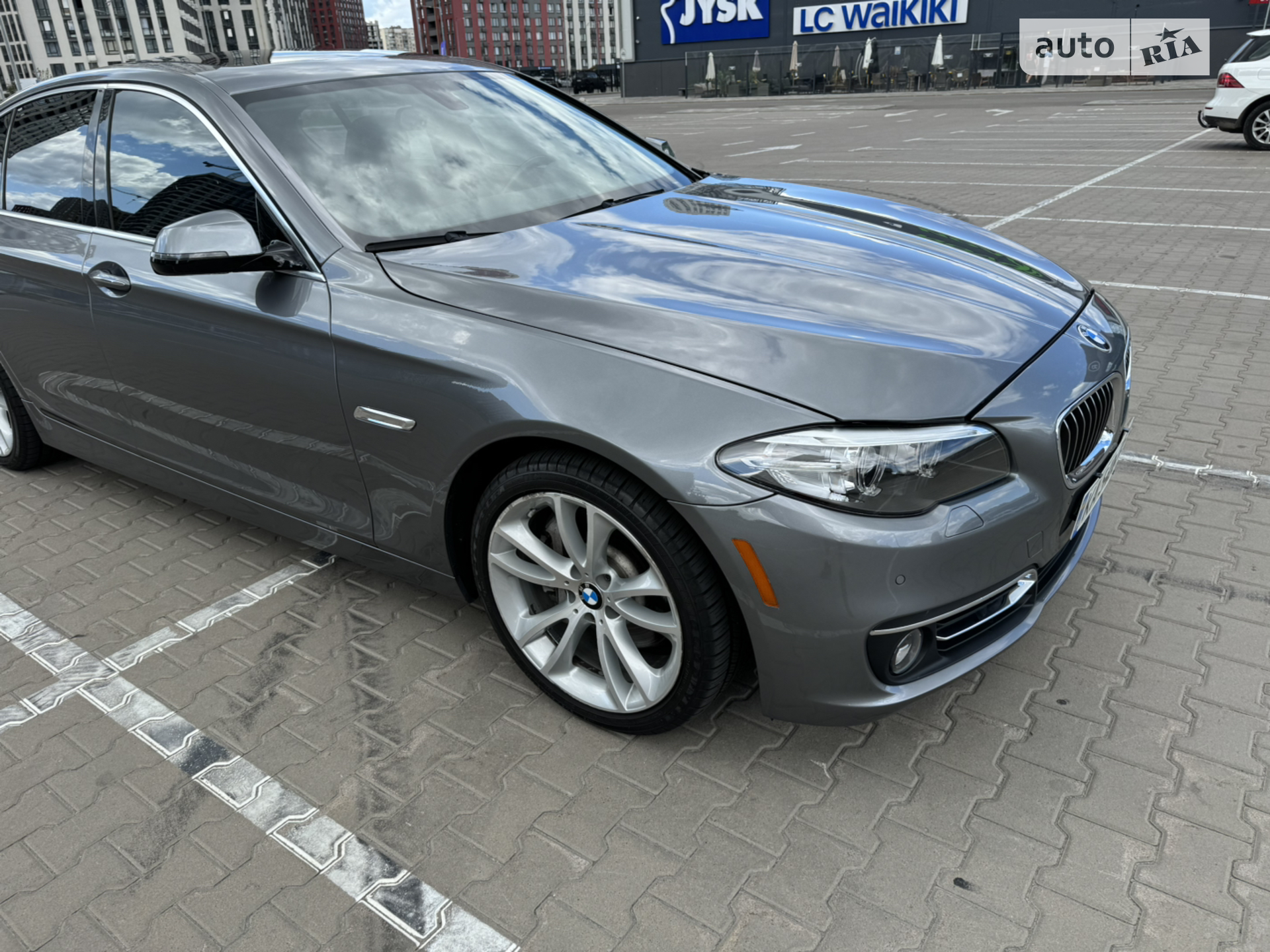 BMW 5 Series, 2016