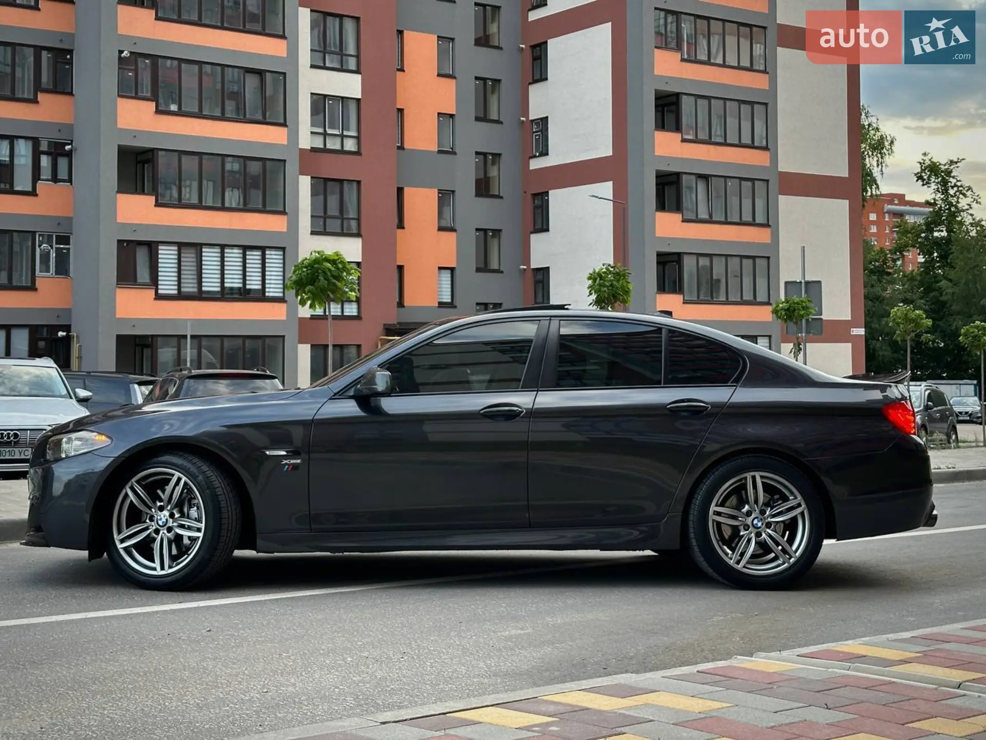 BMW 5 Series, 2011