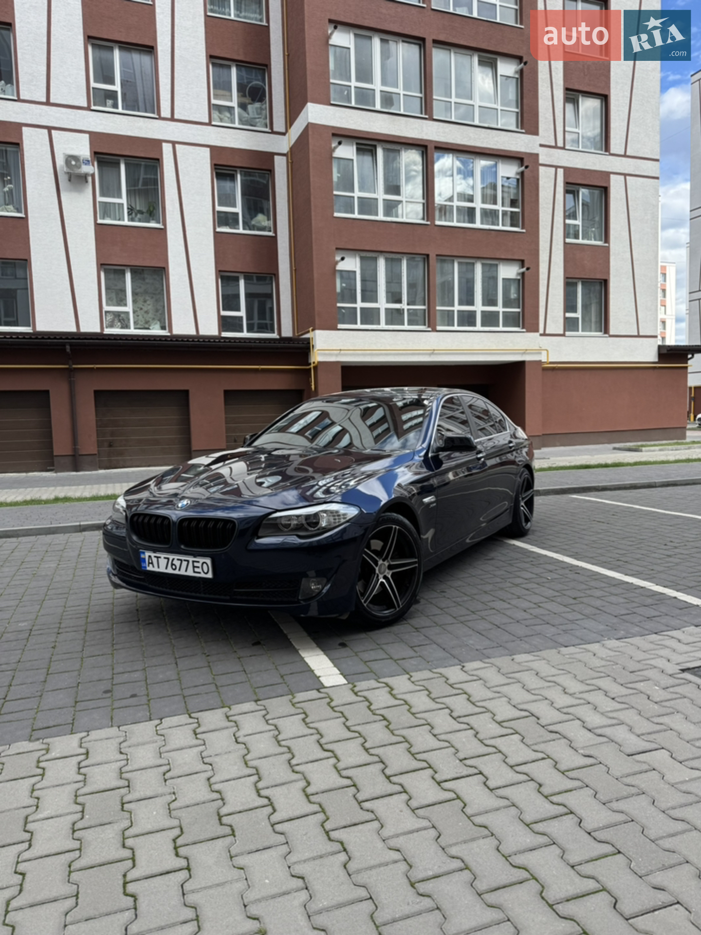BMW 5 Series, 2011