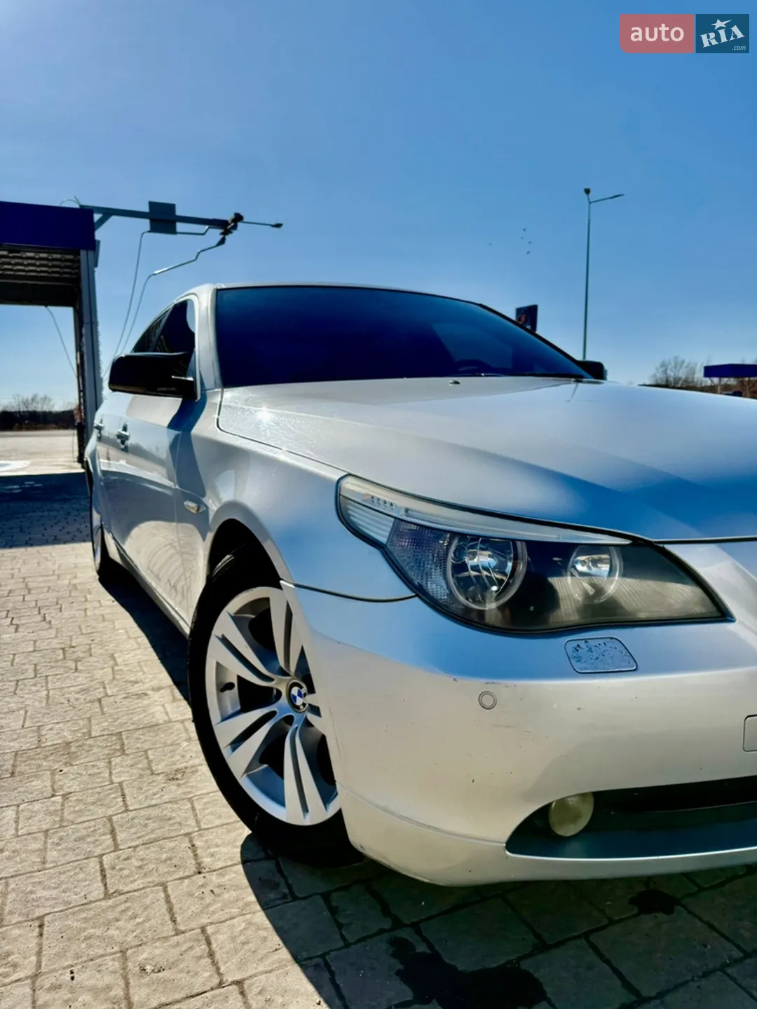 BMW 5 Series, 2004