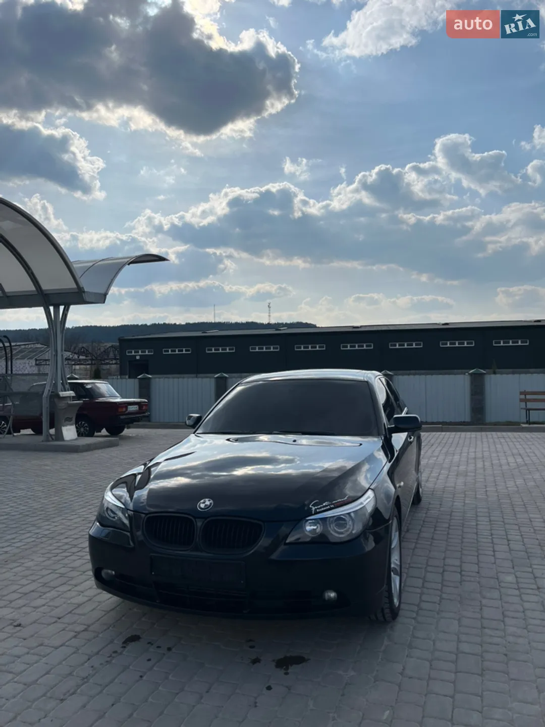 BMW 5 Series, 2005