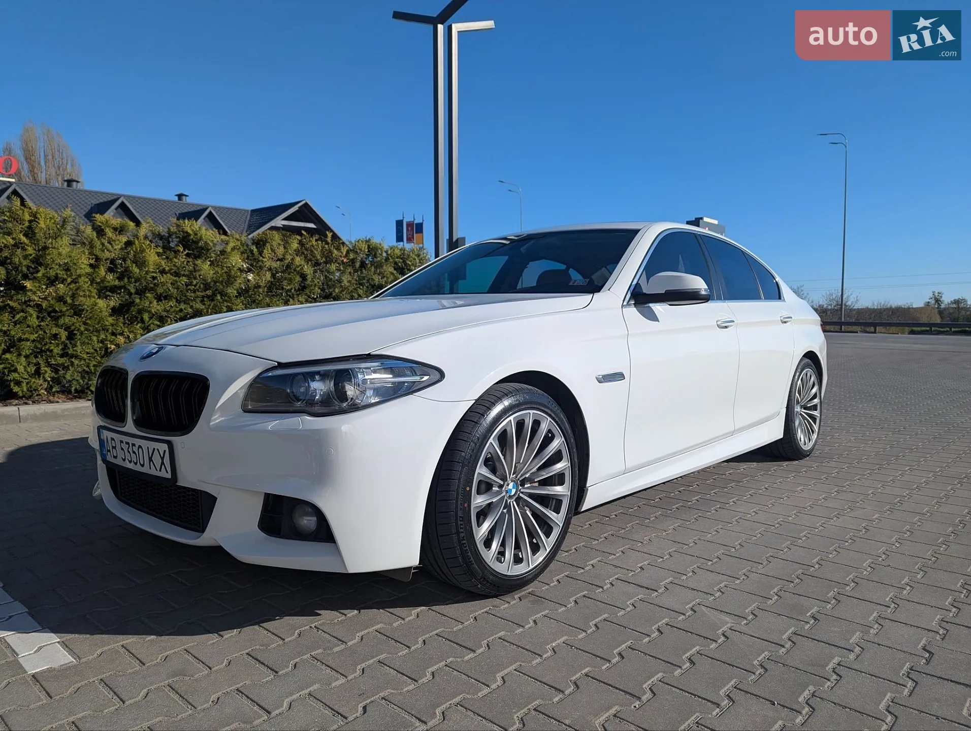 BMW 5 Series, 2015