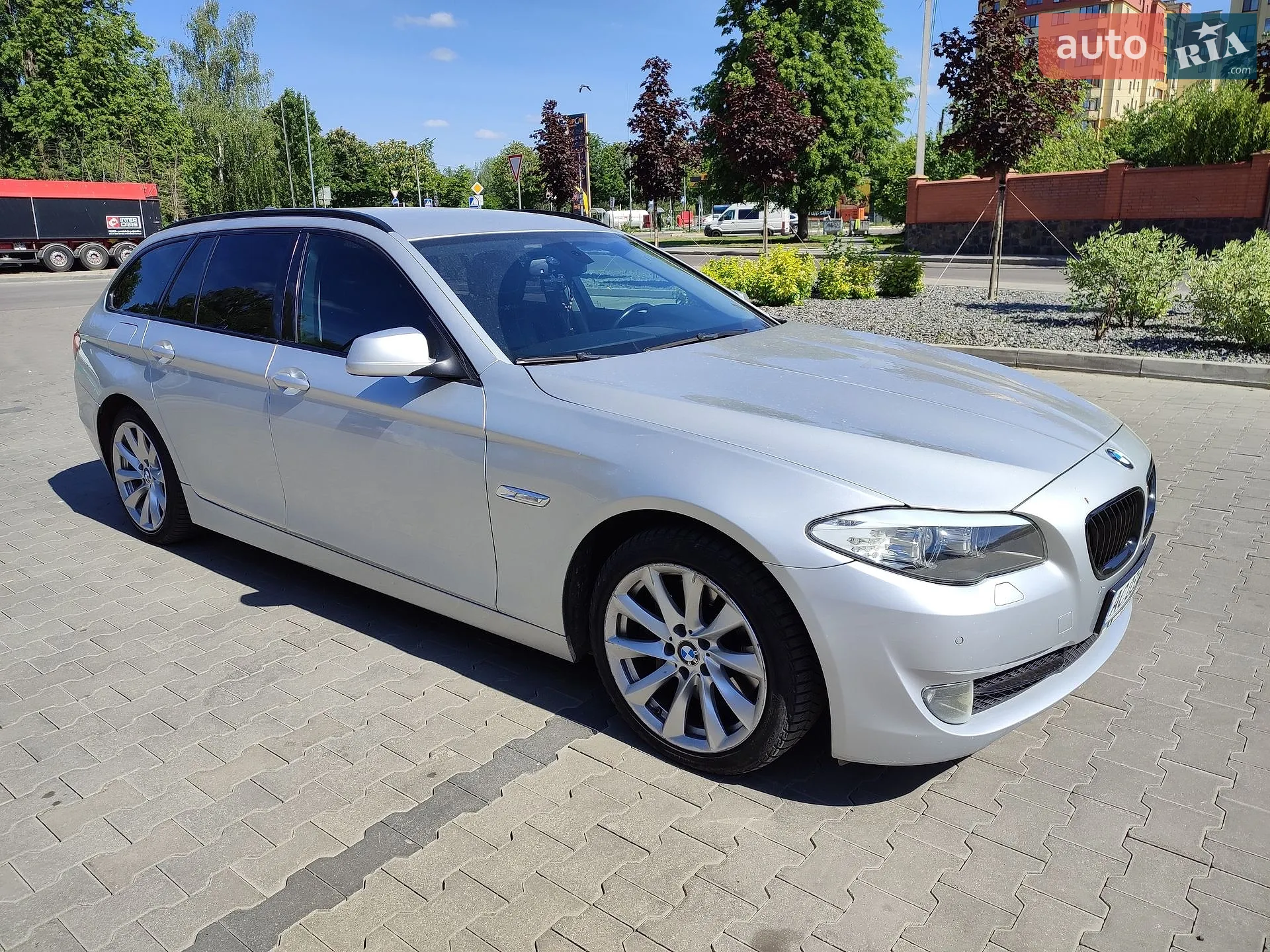 BMW 5 Series, 2010