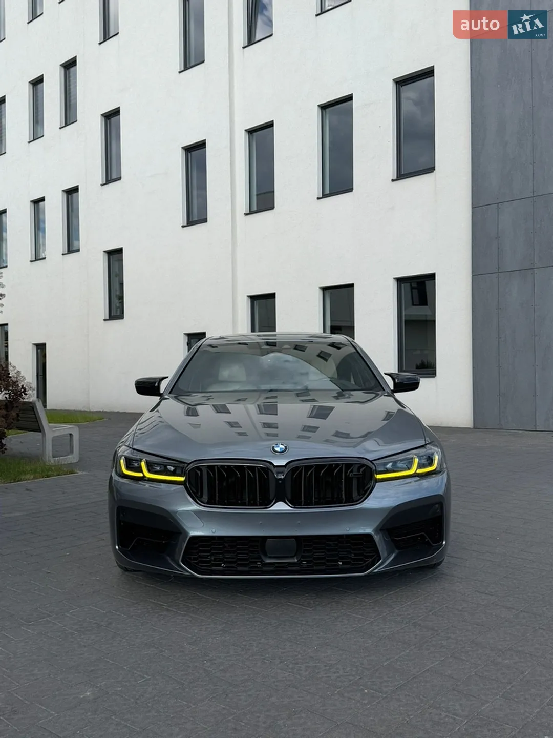 BMW 5 Series, 2019
