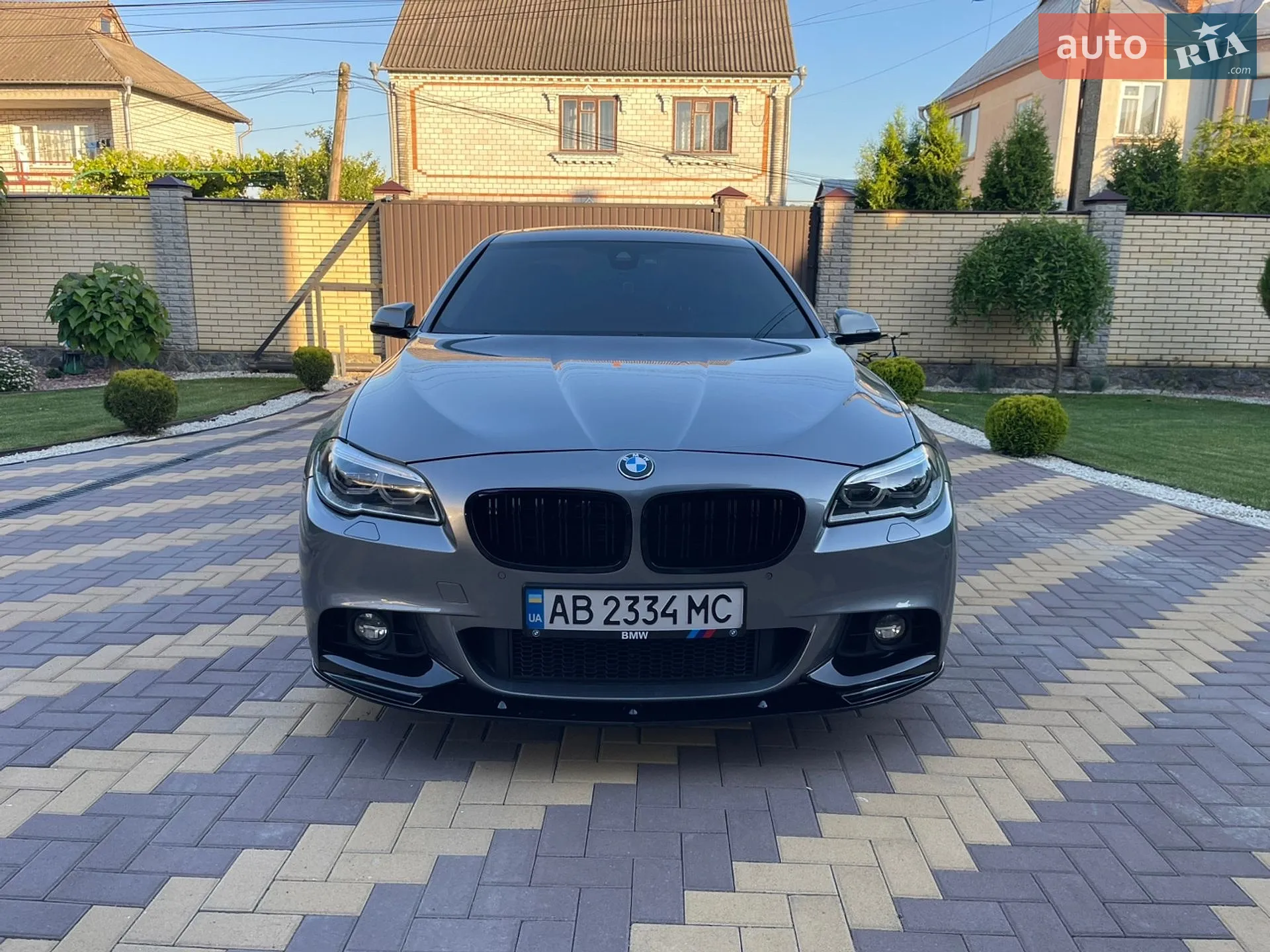 BMW 5 Series, 2015