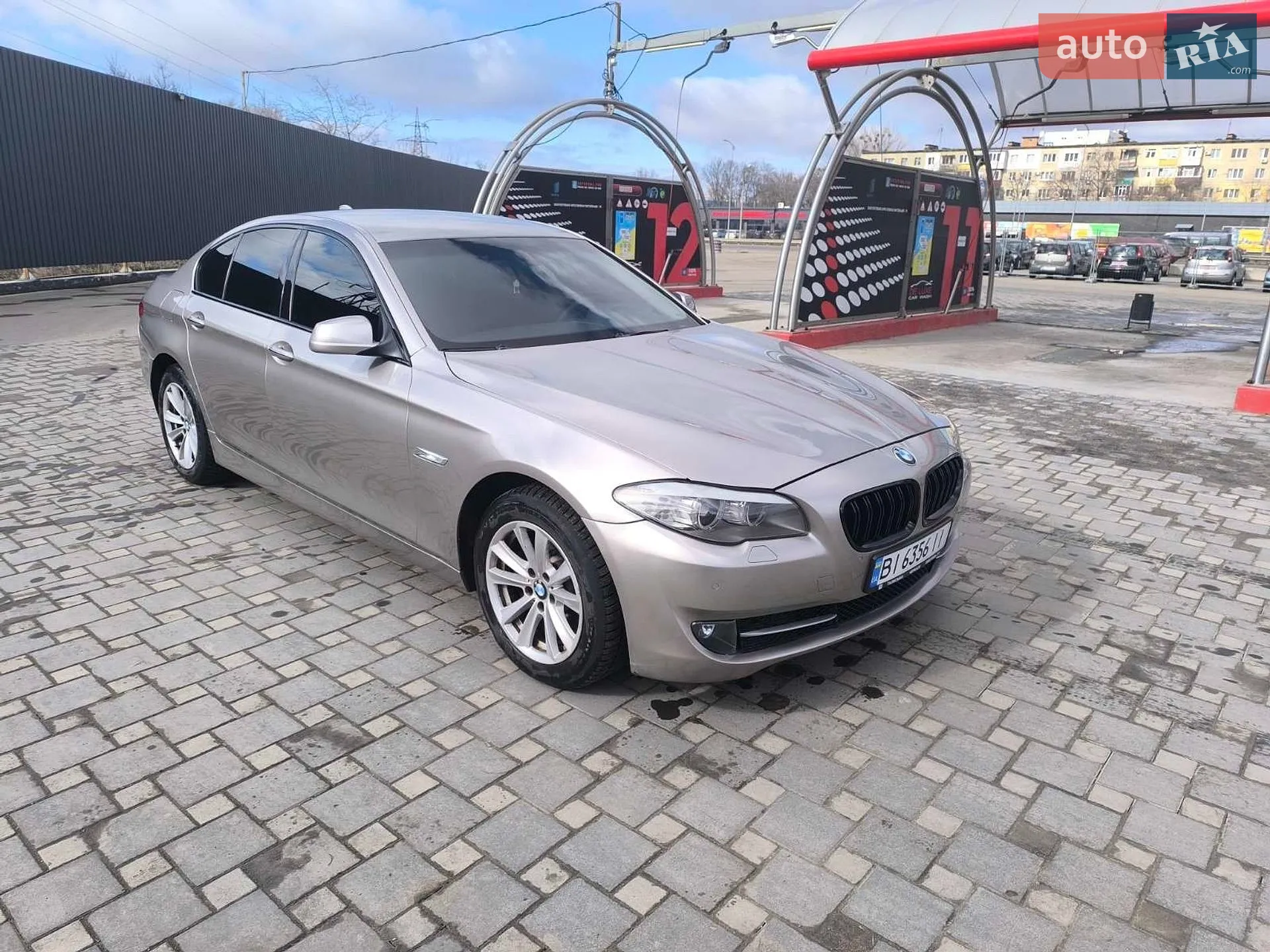 BMW 5 Series, 2011