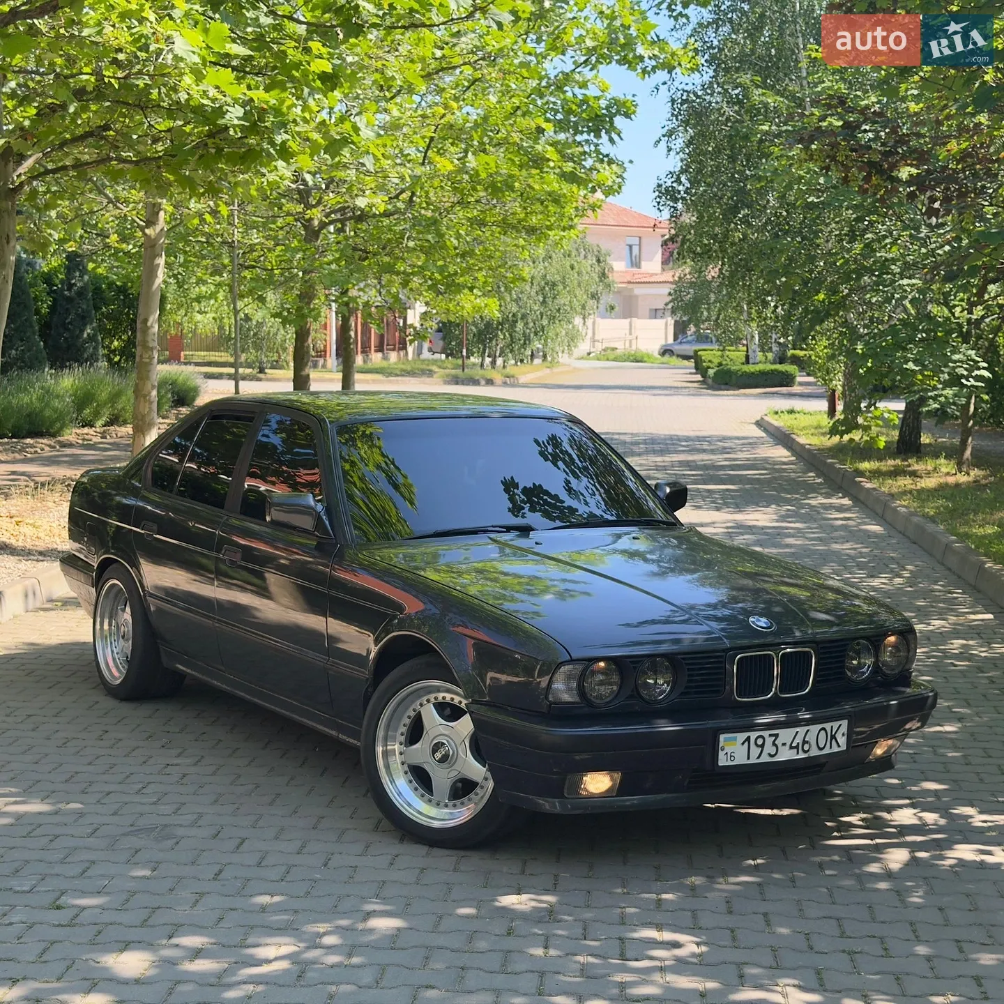 BMW 5 Series, 1987