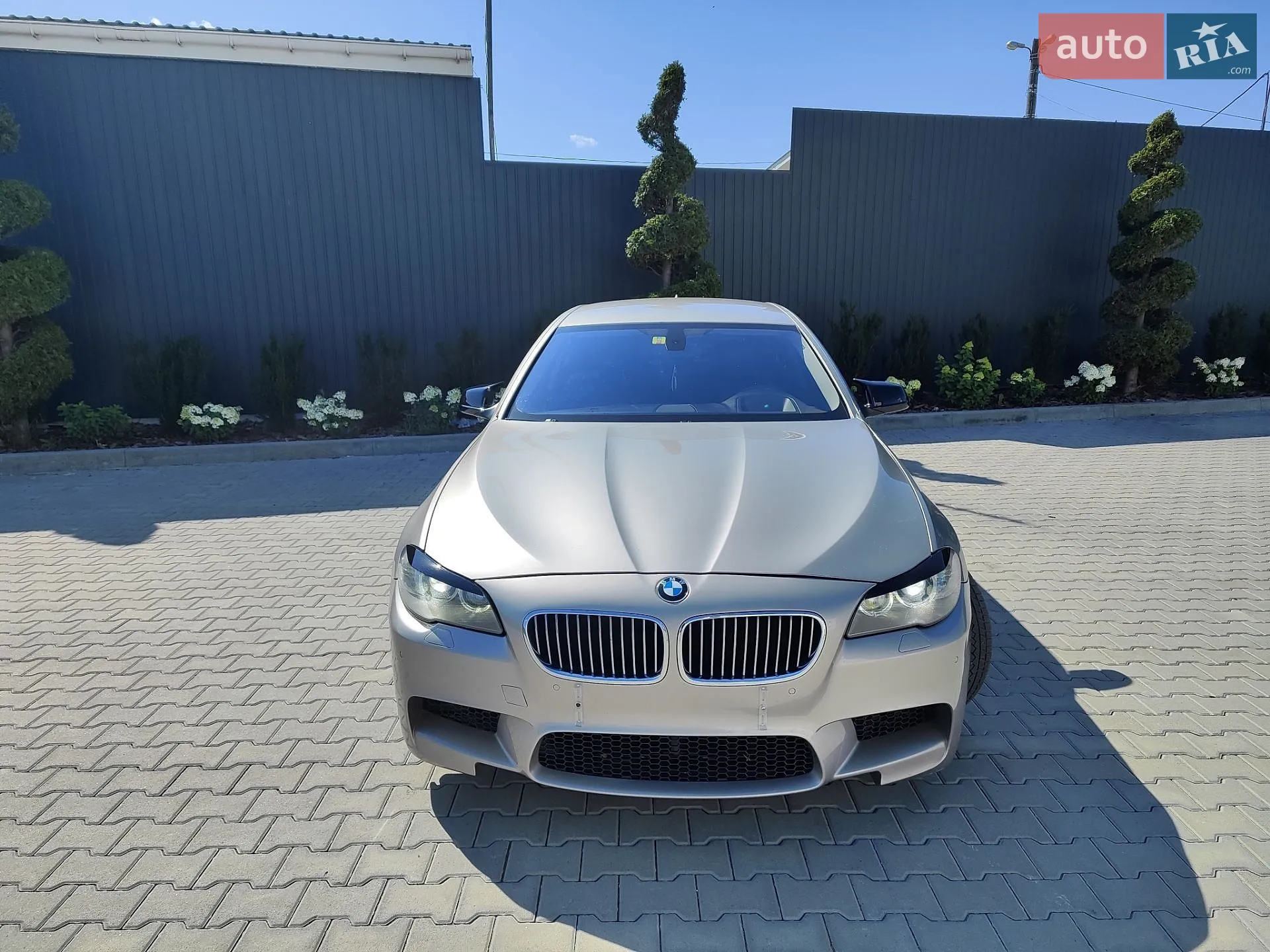 BMW 5 Series, 2011