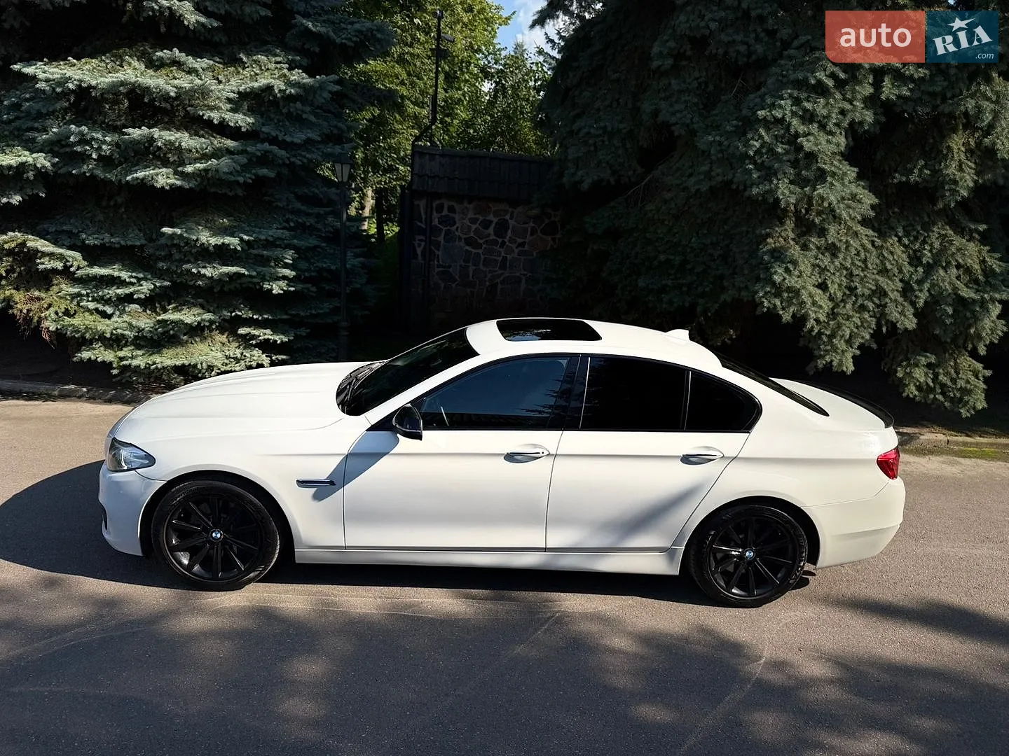 BMW 5 Series, 2015