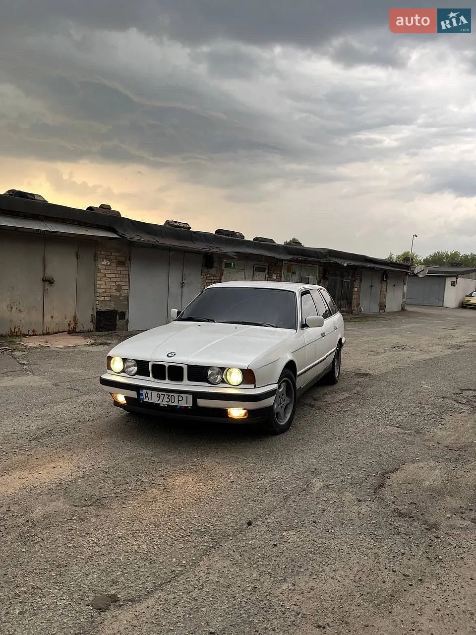 BMW 5 Series, 1992