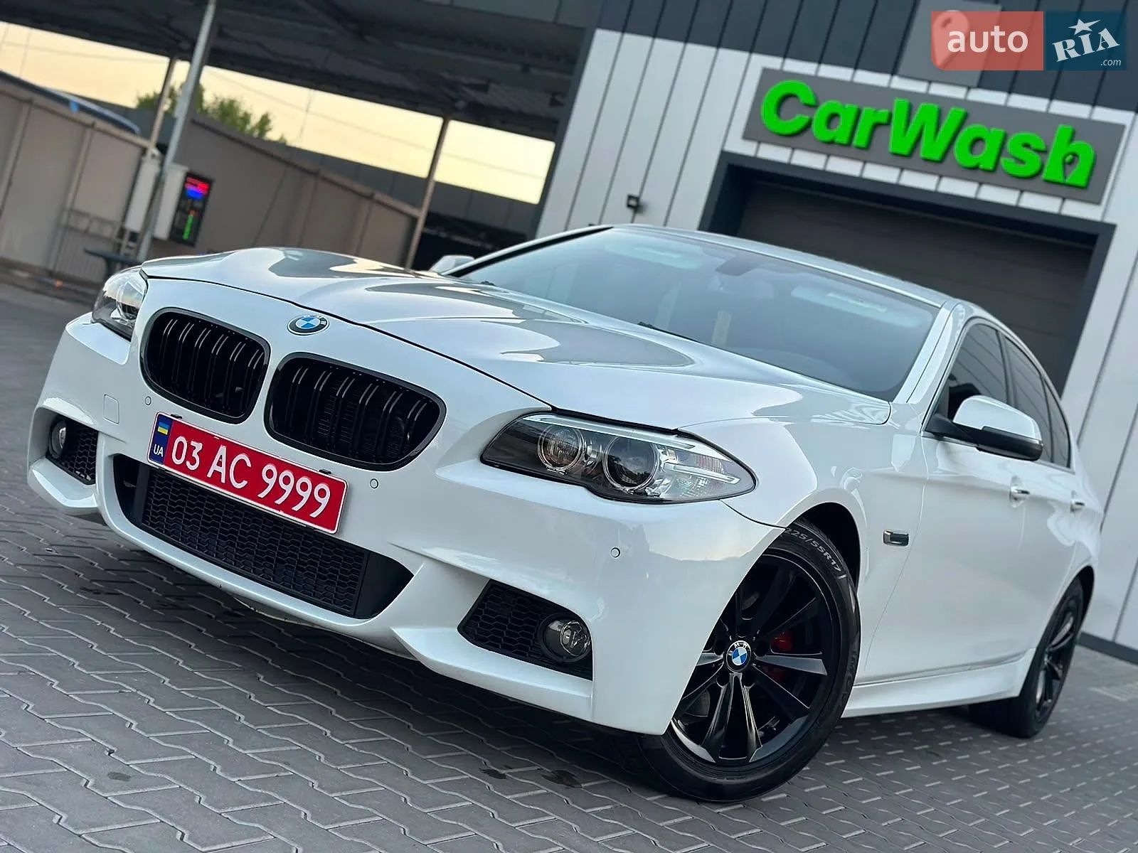 BMW 5 Series, 2015