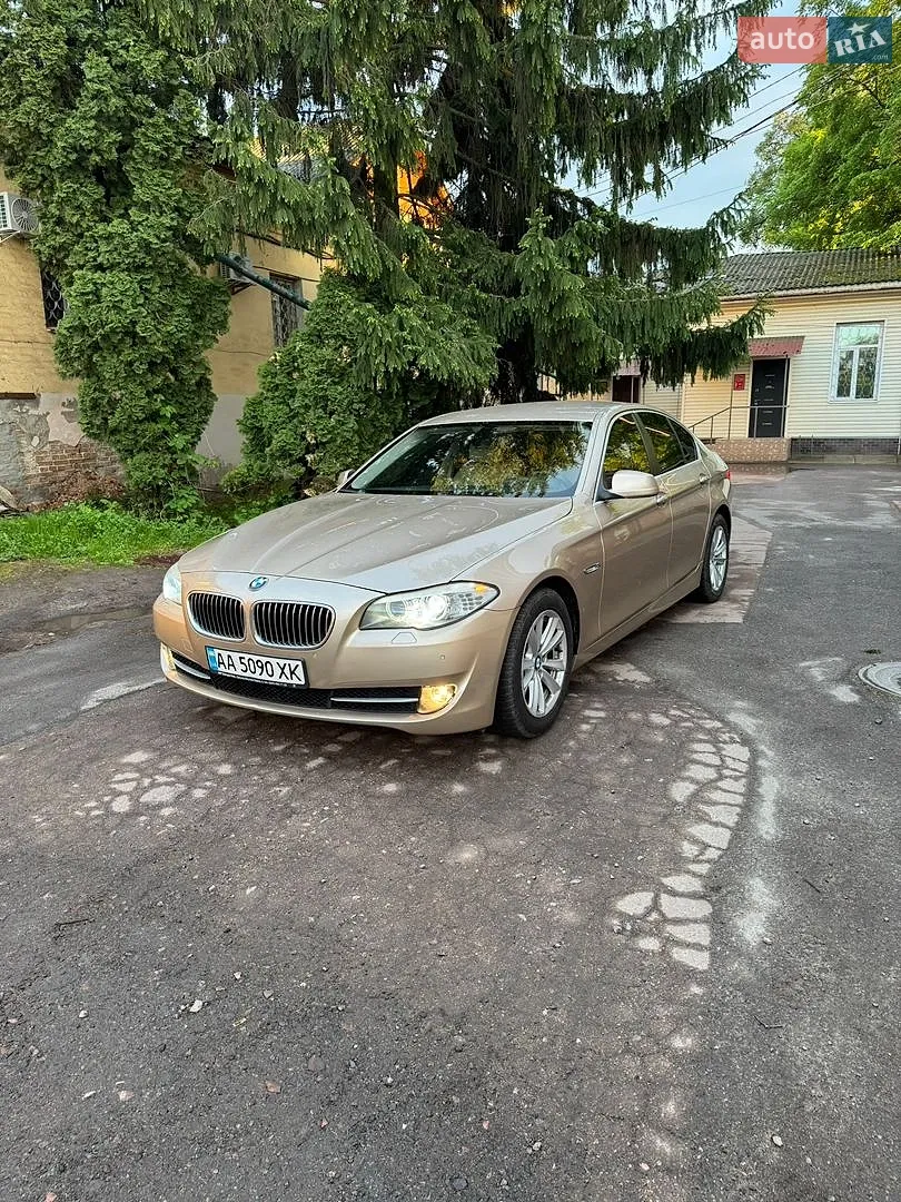 BMW 5 Series, 2011