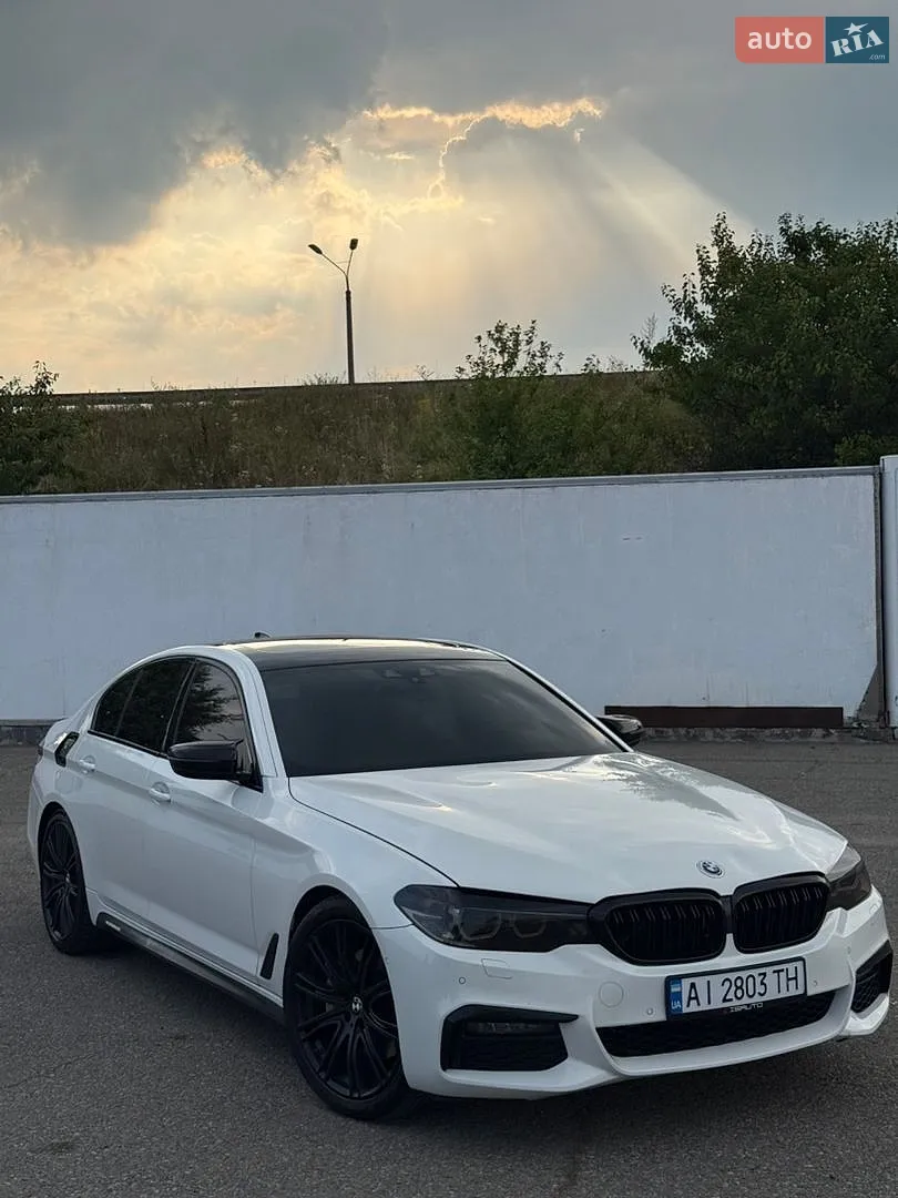 BMW 5 Series, 2019