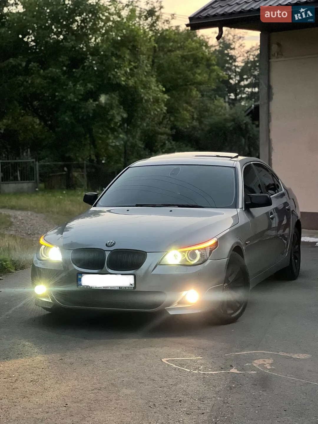 BMW 5 Series, 2004