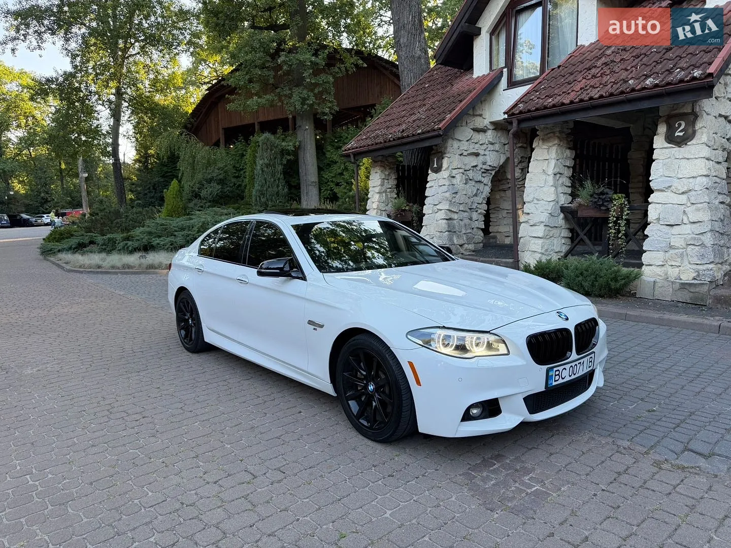 BMW 5 Series, 2016