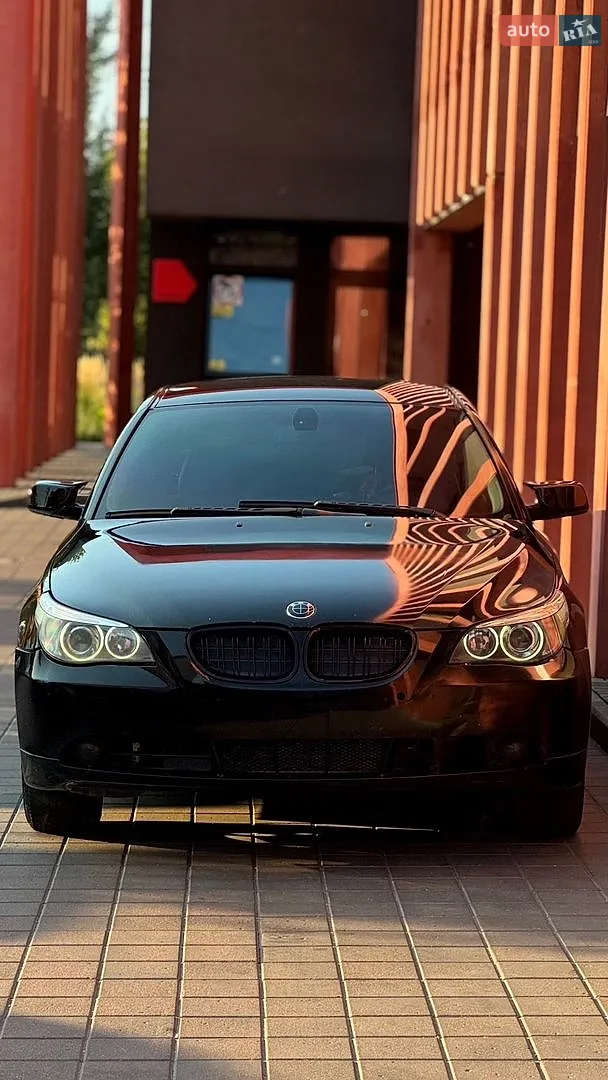 BMW 5 Series, 2003