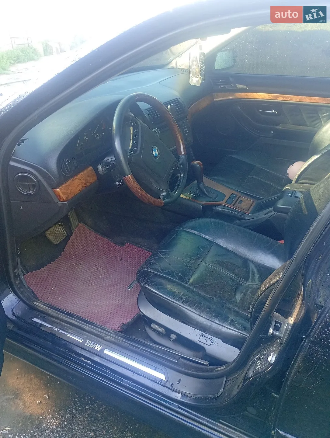 BMW 5 Series, 2001