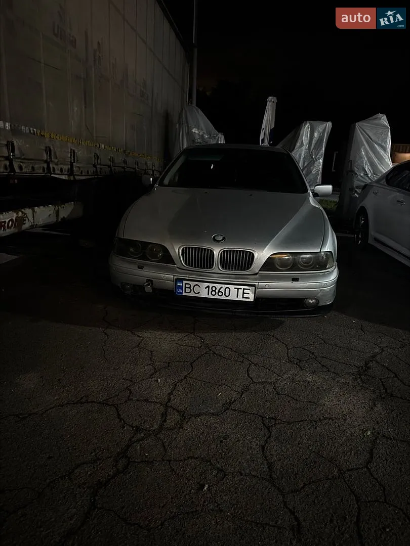 BMW 5 Series, 2002