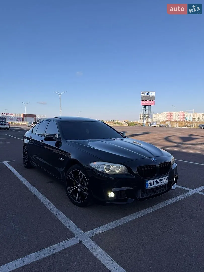 BMW 5 Series, 2011