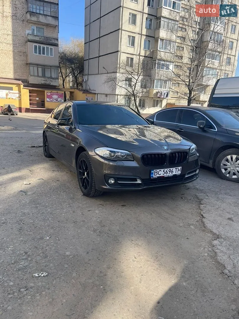 BMW 5 Series, 2011