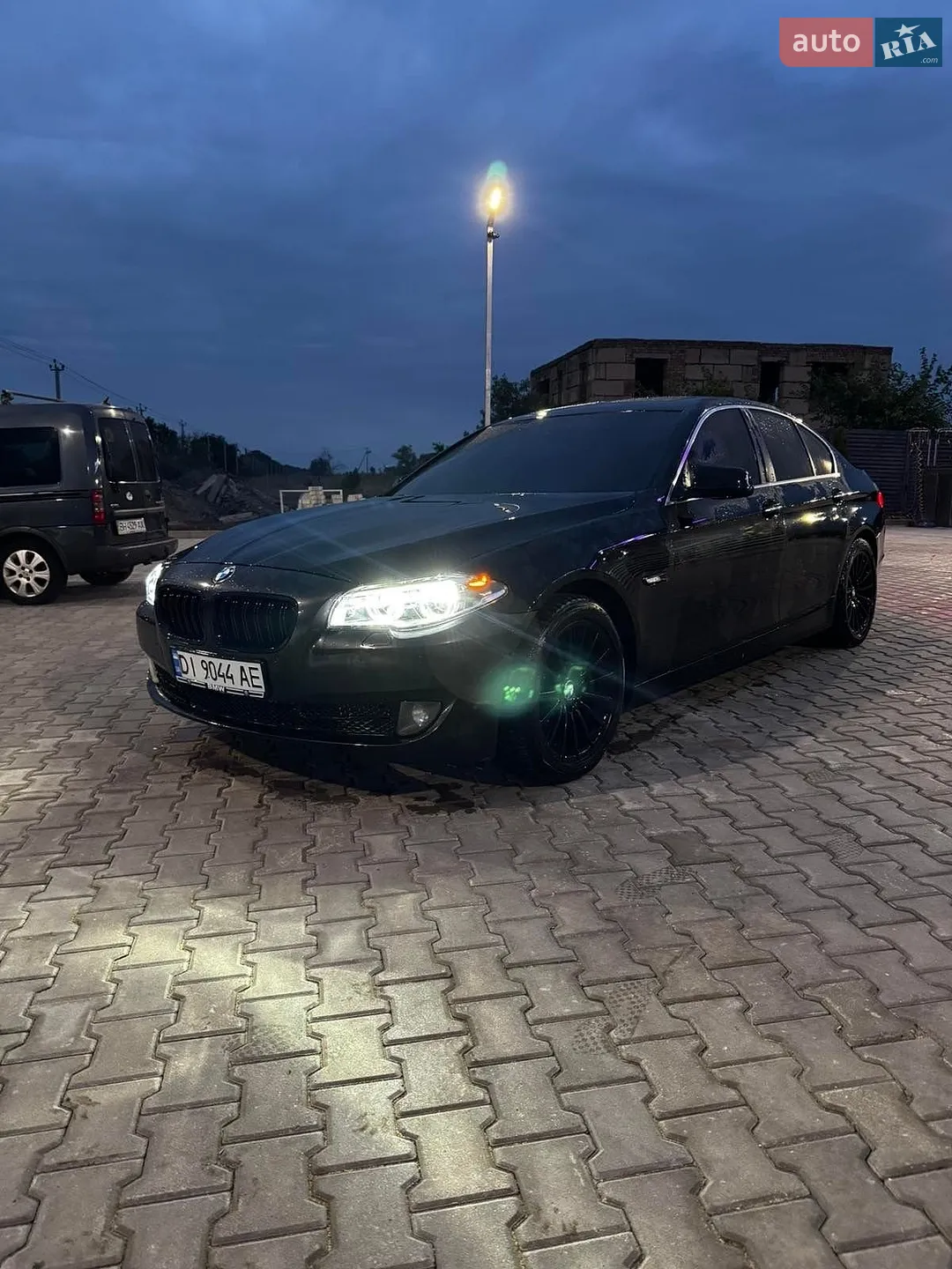 BMW 5 Series, 2010
