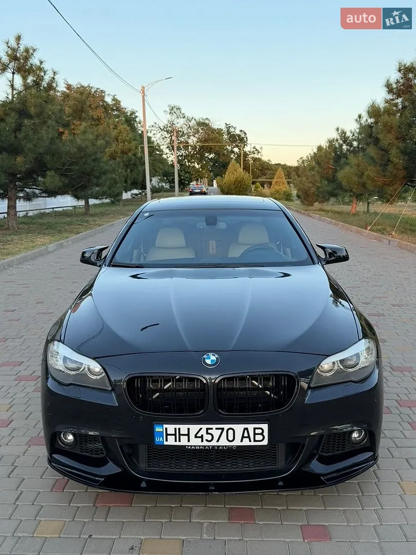 BMW 5 Series, 2011