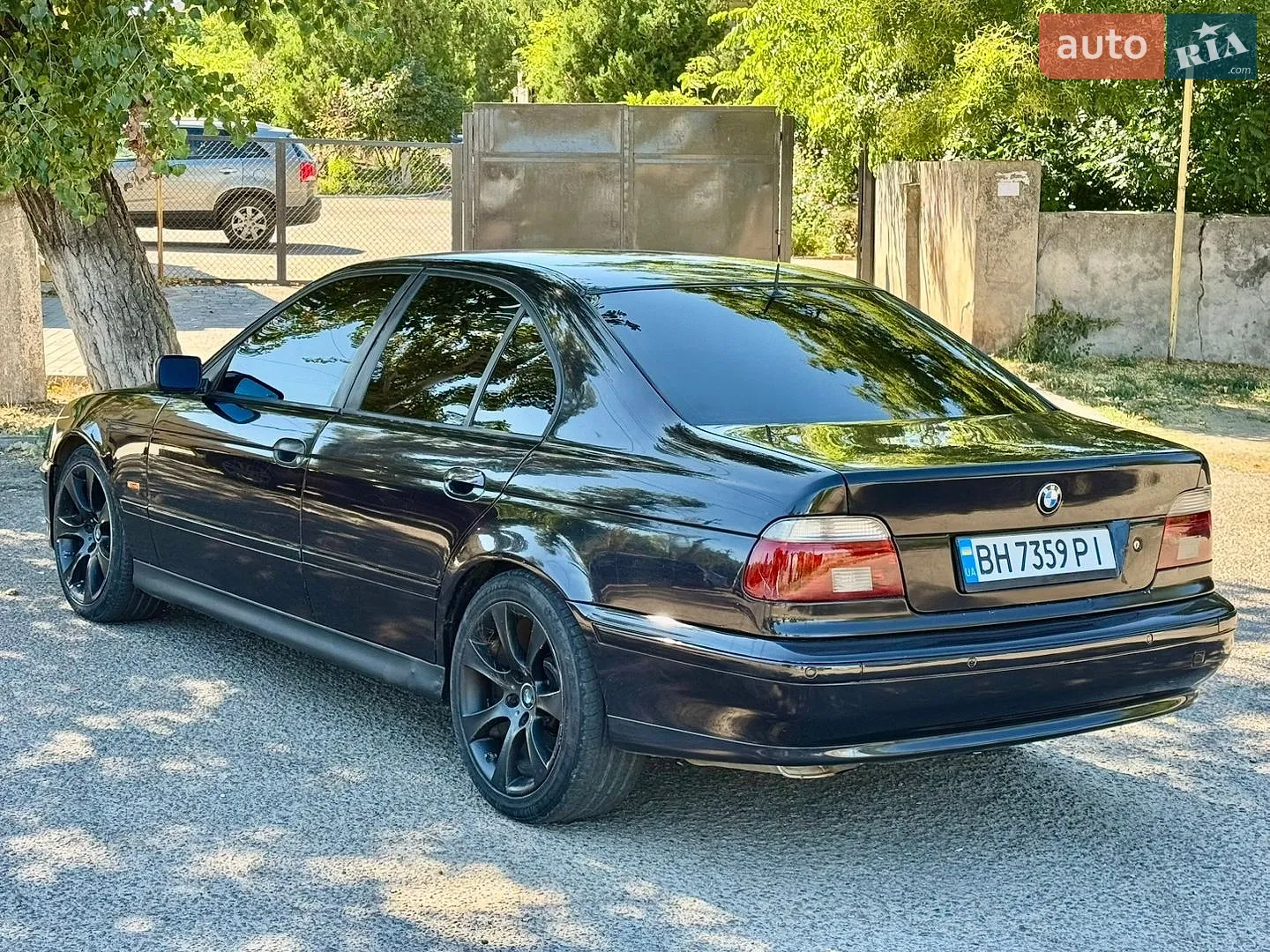 BMW 5 Series, 2001