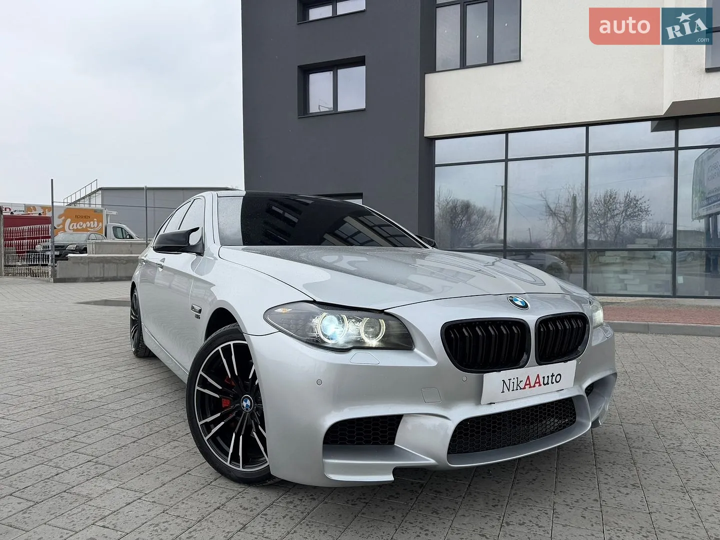 BMW 5 Series, 2010