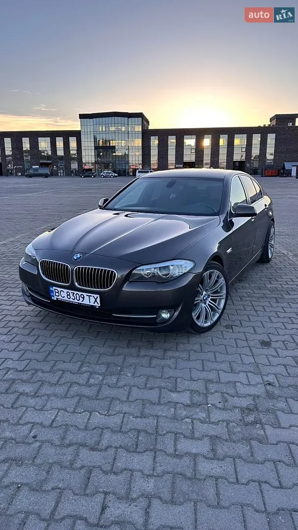 BMW 5 Series, 2010