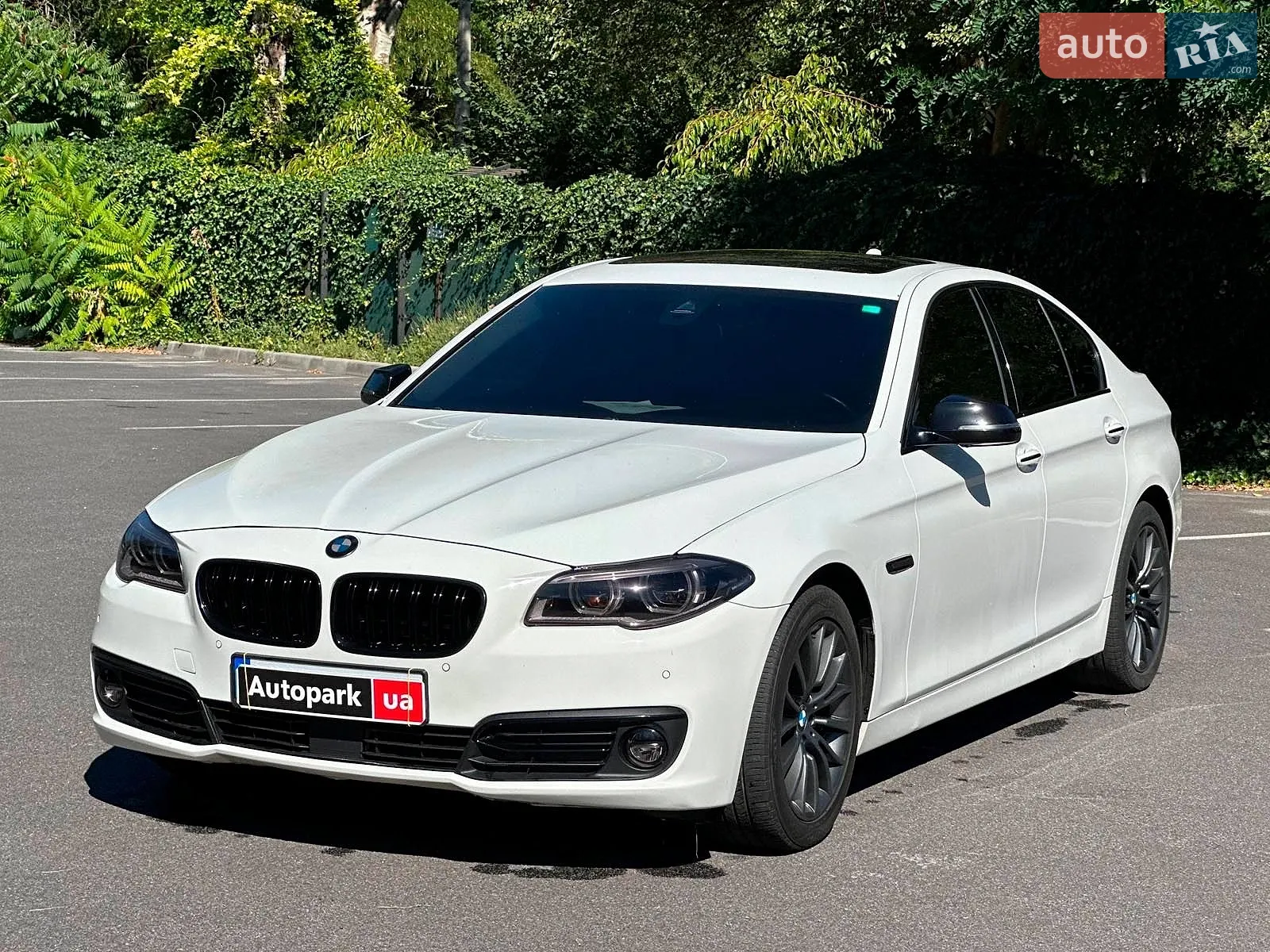 BMW 5 Series, 2016