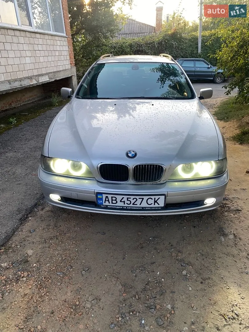 BMW 5 Series, 2002