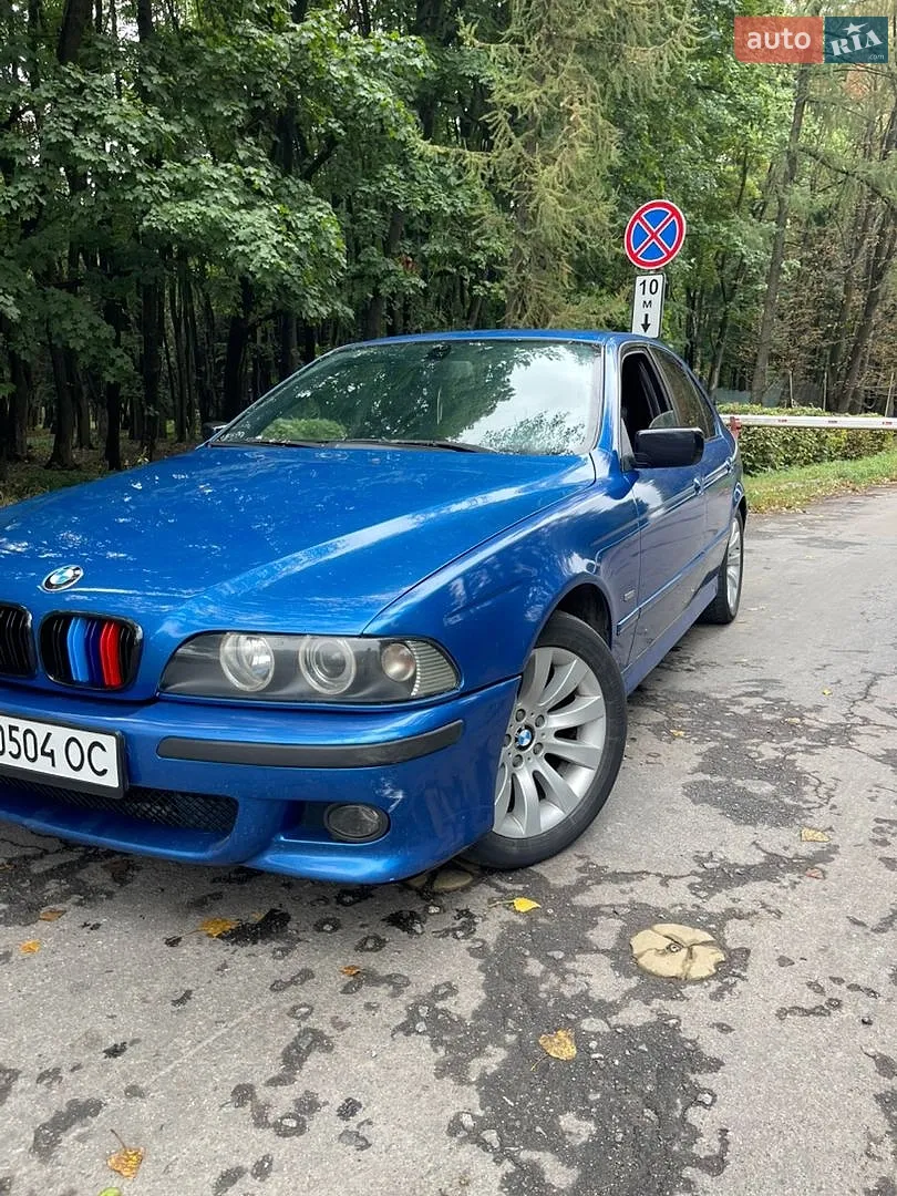 BMW 5 Series, 2001
