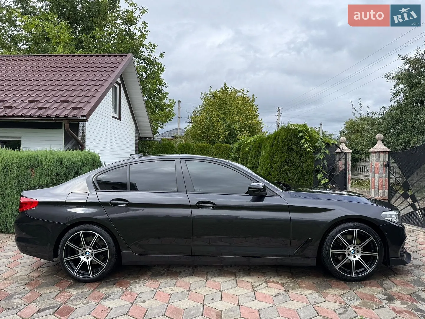 BMW 5 Series, 2017
