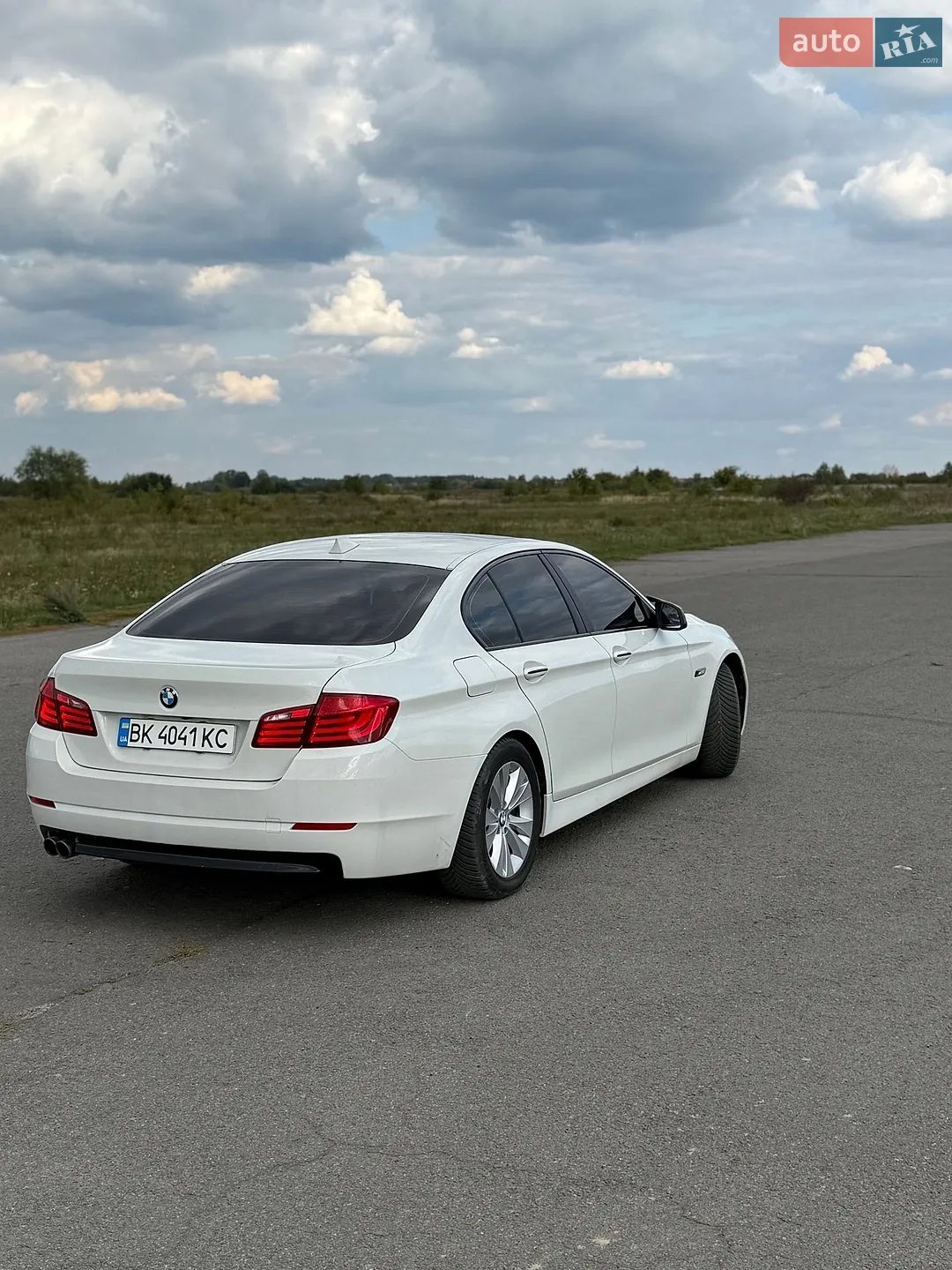 BMW 5 Series, 2011
