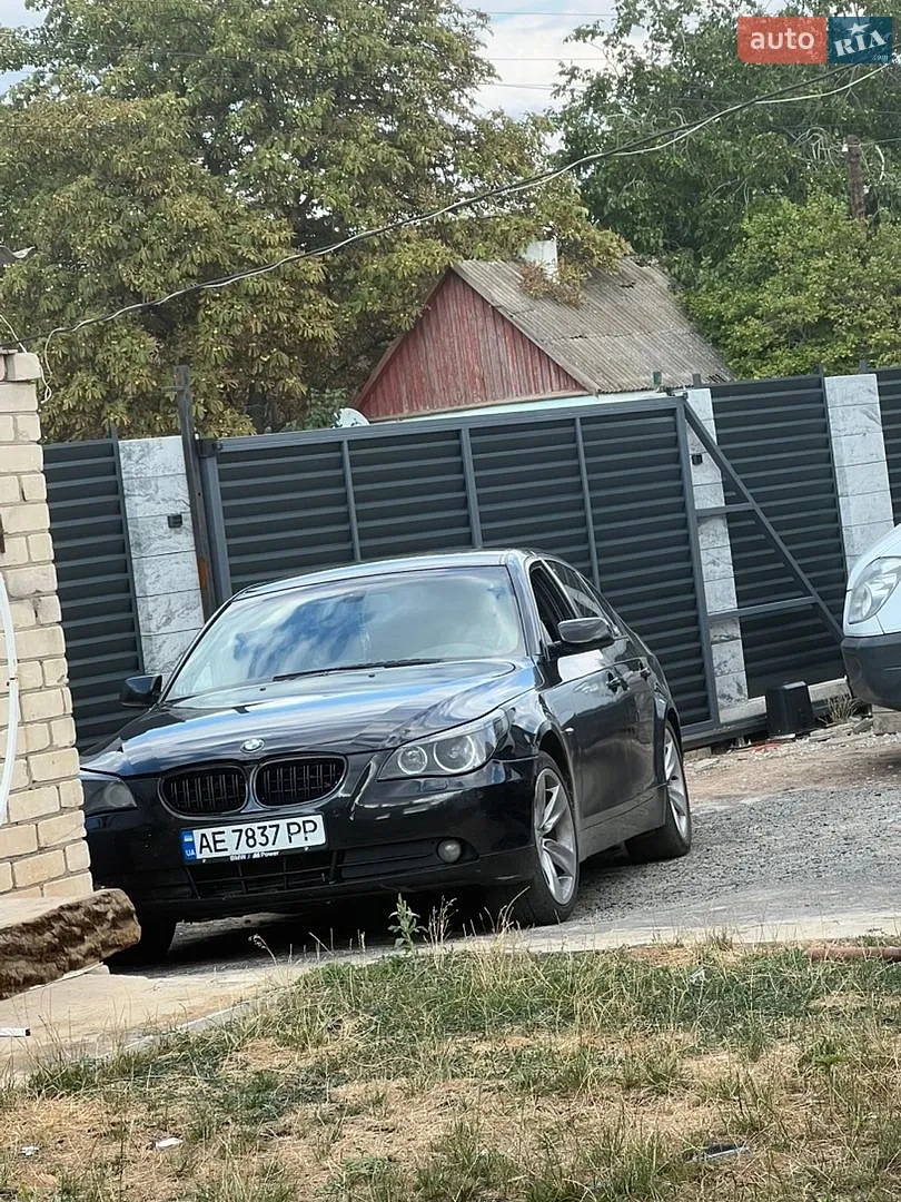 BMW 5 Series, 2004