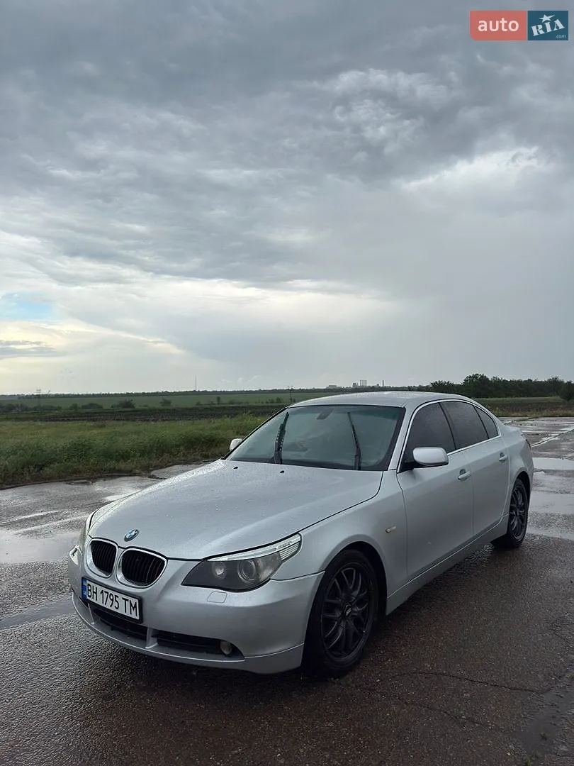 BMW 5 Series, 2003
