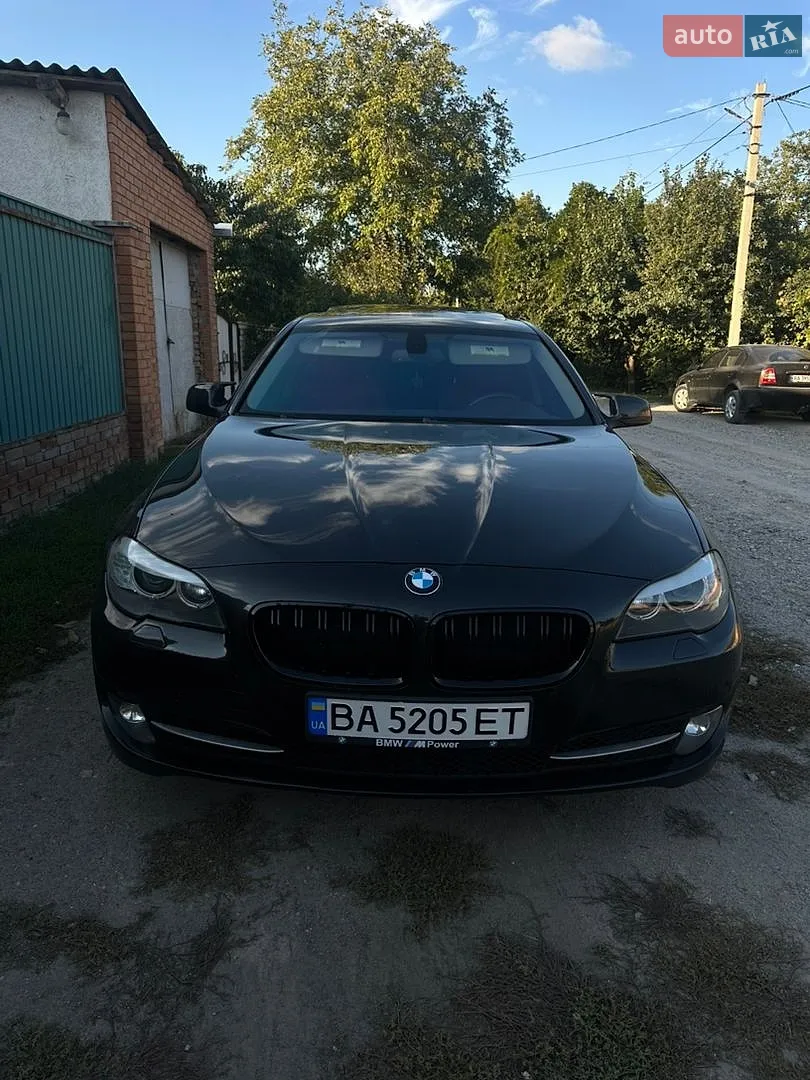 BMW 5 Series, 2011
