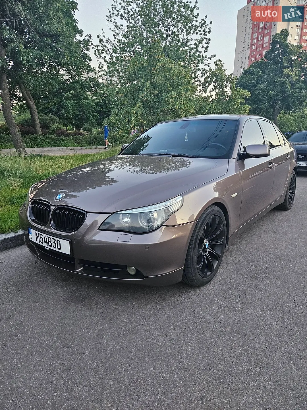 BMW 5 Series, 2004