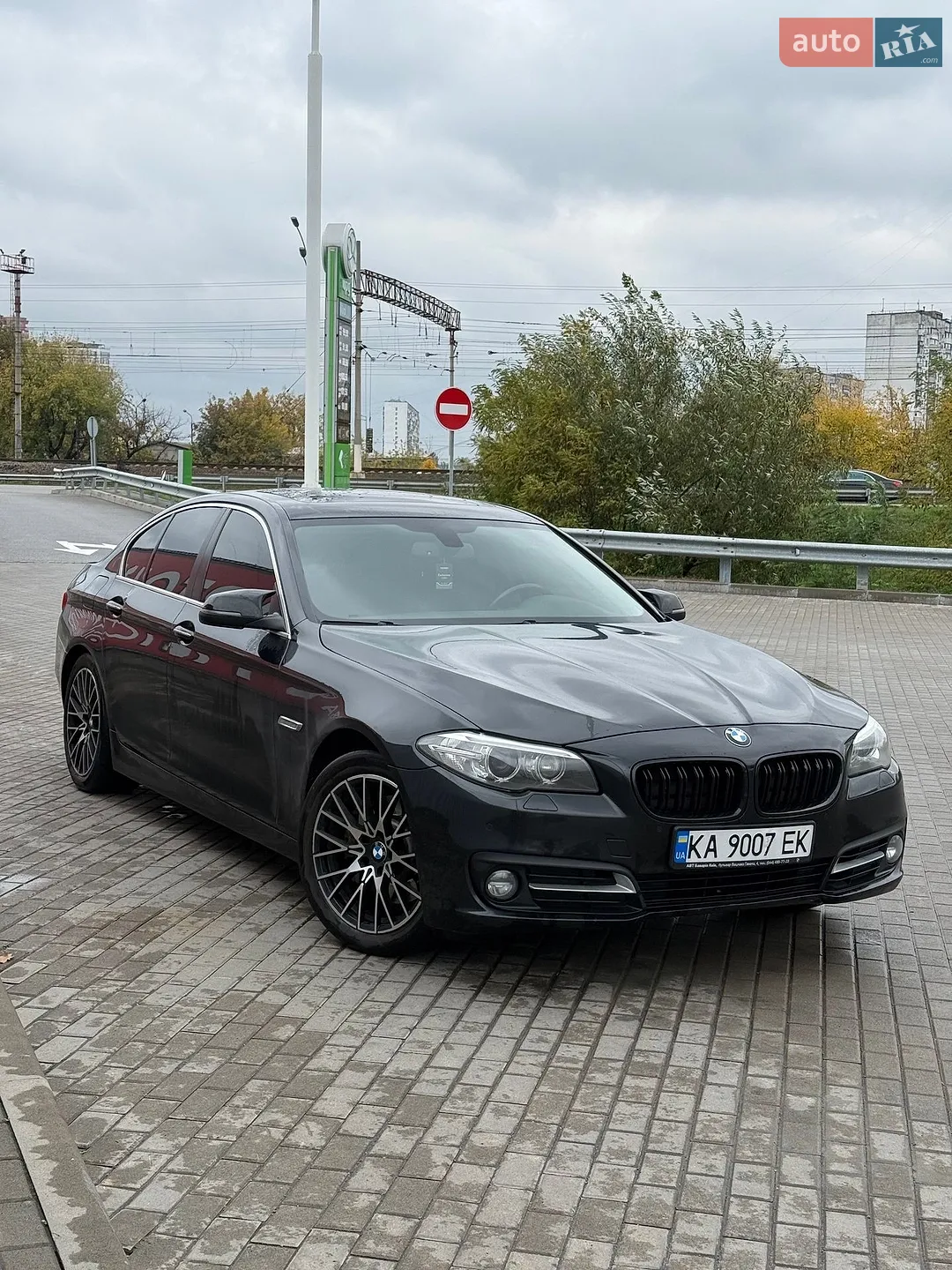 BMW 5 Series, 2015