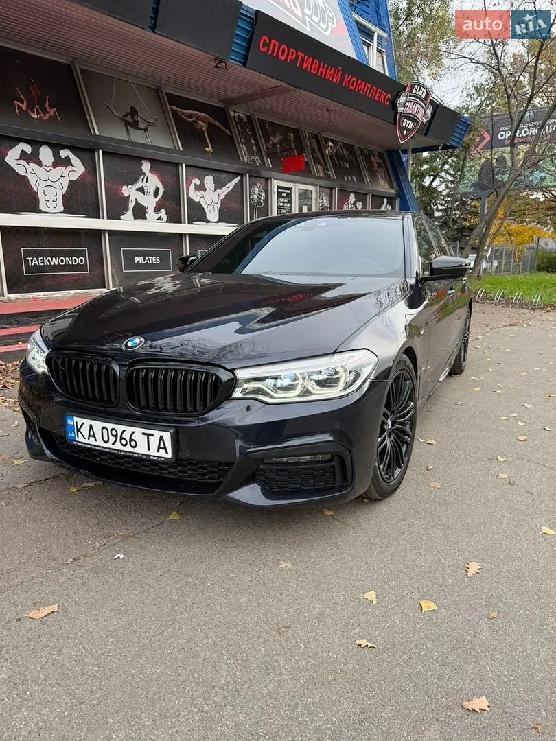 BMW 5 Series, 2019