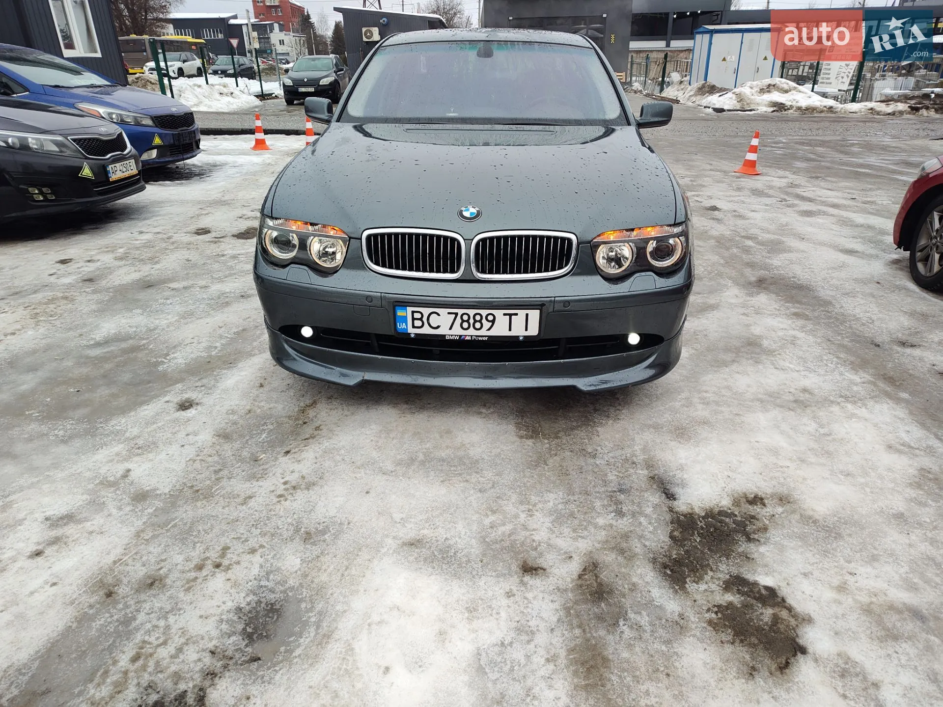 BMW 7 Series, 2002