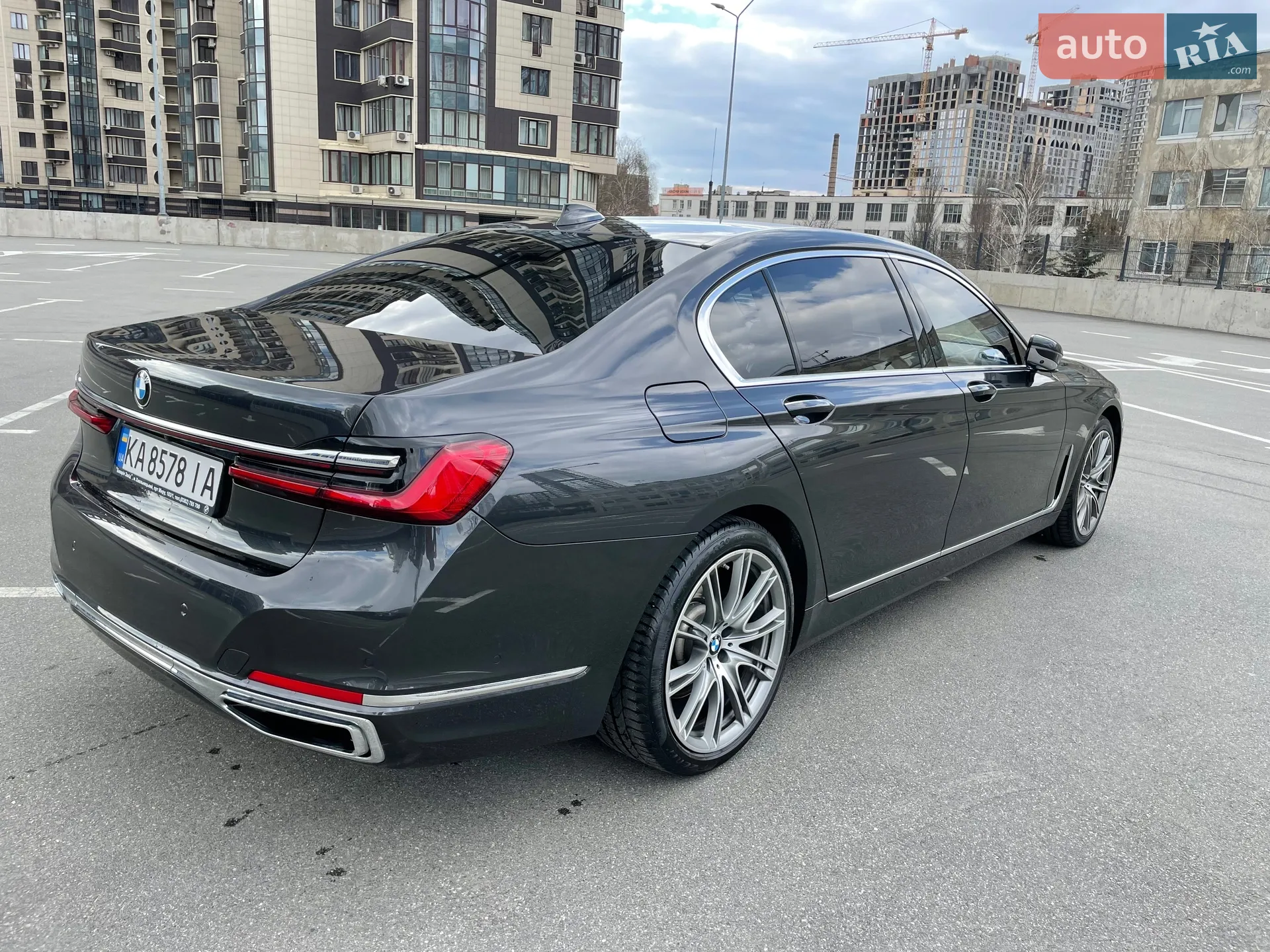 BMW 7 Series, 2019
