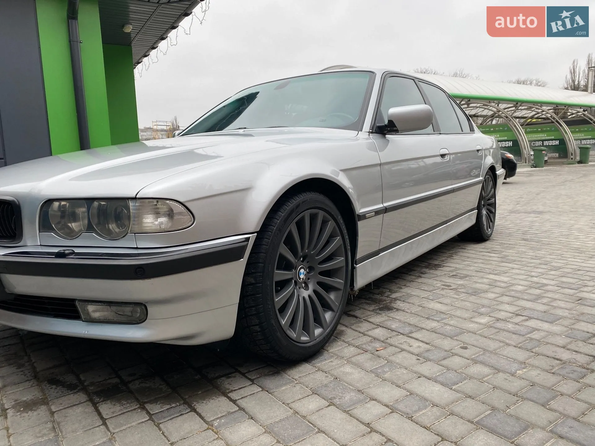BMW 7 Series, 2000
