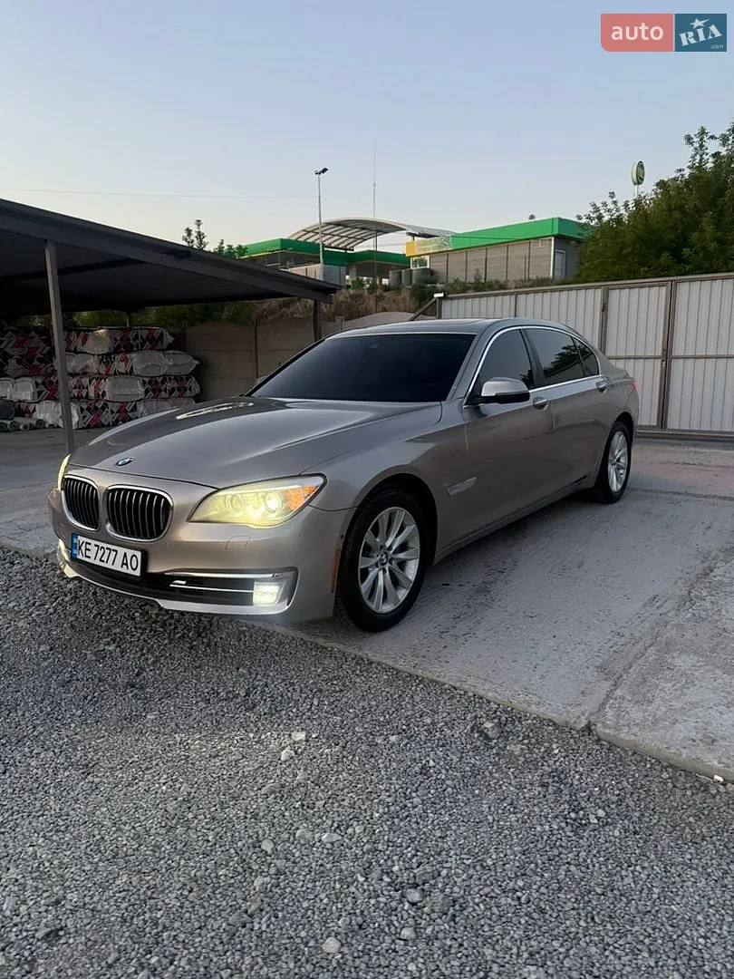 BMW 7 Series, 2015