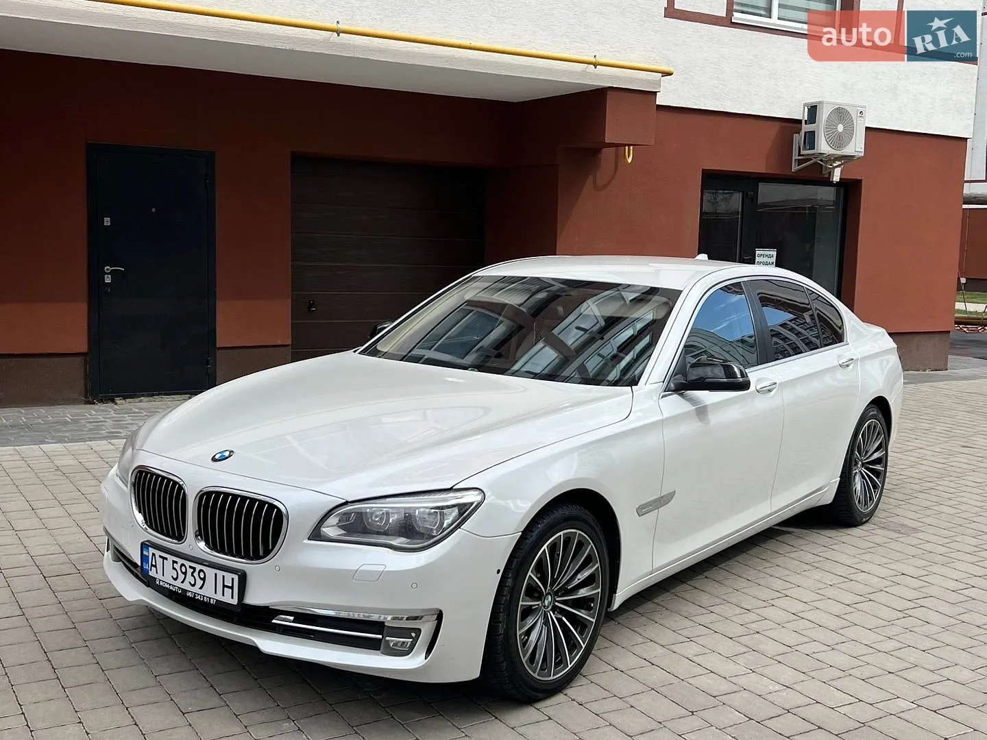 BMW 7 Series, 2012
